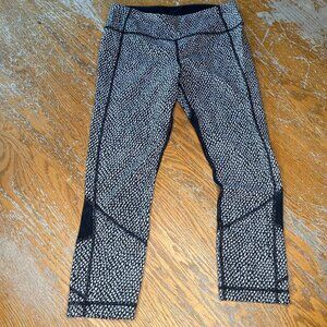 LULULEMON run inspire crop leggings 6